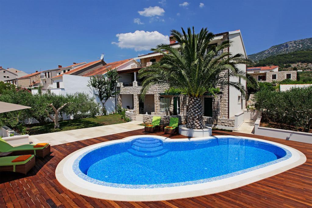 Apartments Diana - New Heated Pool Бол Стая снимка