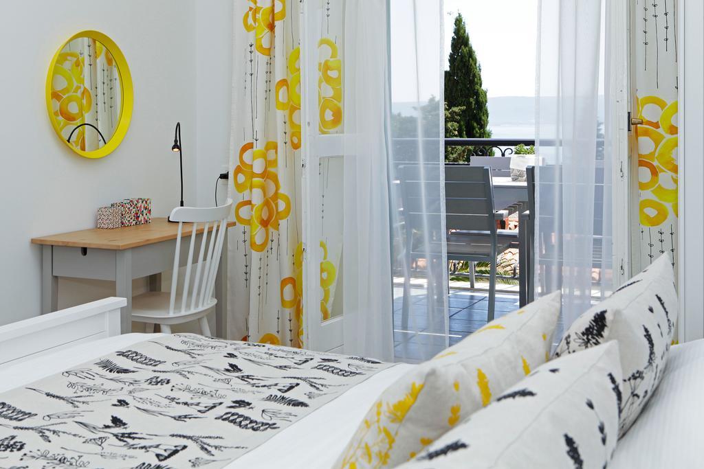 Apartments Diana - New Heated Pool Бол Екстериор снимка