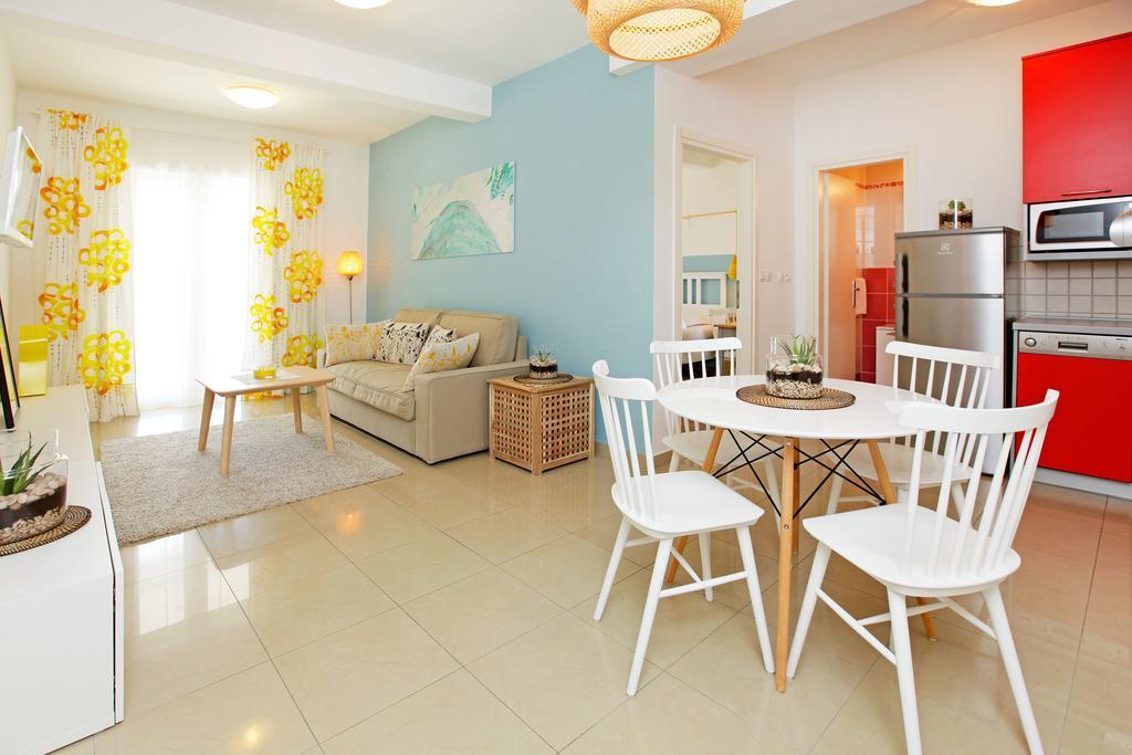 Apartments Diana - New Heated Pool Бол Екстериор снимка